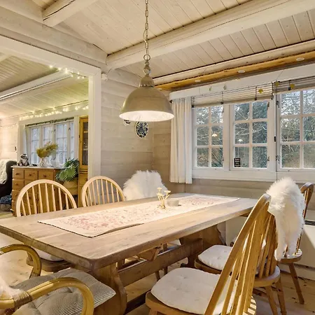 Holiday home Stunning In Hyllinge With Wifi Kirke-Hyllinge